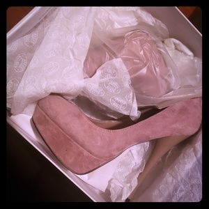 Steve madden blush heels